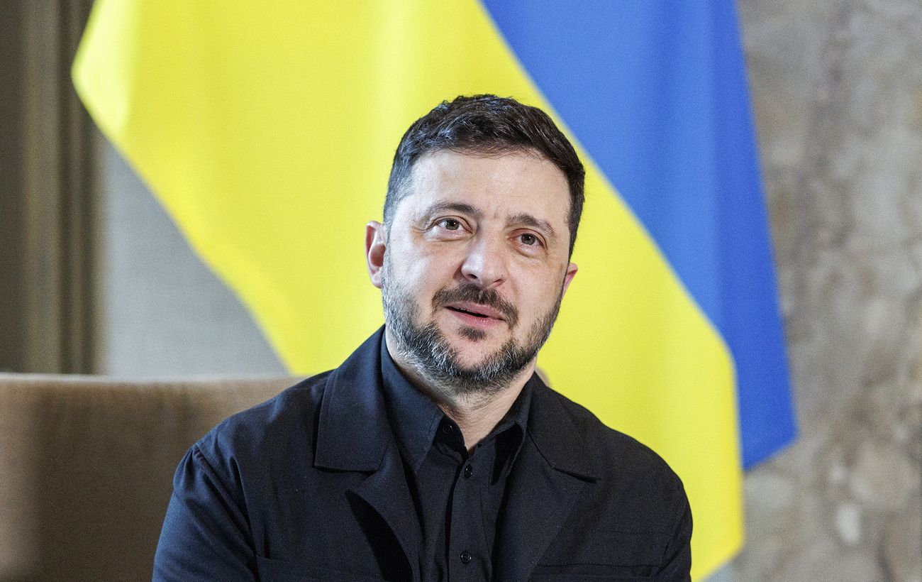 Зеленський висміяв відключення інтернету в Москві через парад Путіна